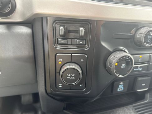 New 2026 Ford F250 XL w/ 360-Degree Camera Package image 24