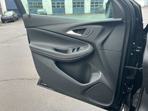 Used 2025 Buick Encore GX Preferred image 20