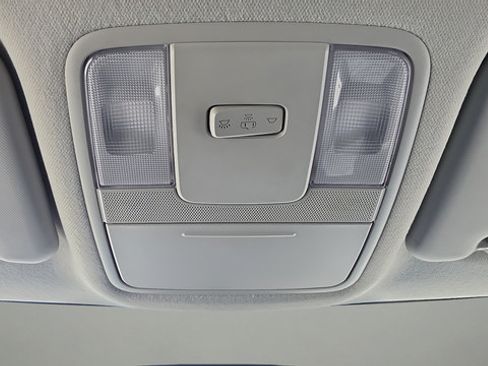 Used 2021 Kia Soul LX FWD image 25