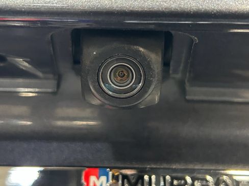 Used 2018 Toyota Prius Four FWD image 24