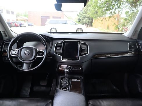 Used 2017 Volvo XC90 T6 Momentum w/ Vision Package AWD/4WD image 16