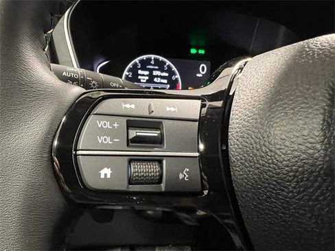 Used 2025 Honda Pilot EX-L image 19