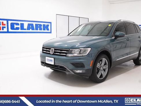 Used 2020 Volkswagen Tiguan SEL FWD image 1