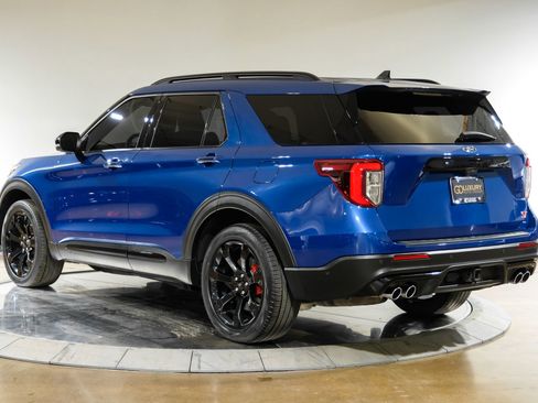 Used 2021 Ford Explorer ST w/ Equipment Group 401A AWD/4WD image 12