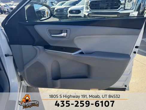 Used 2016 Toyota Camry XLE image 29