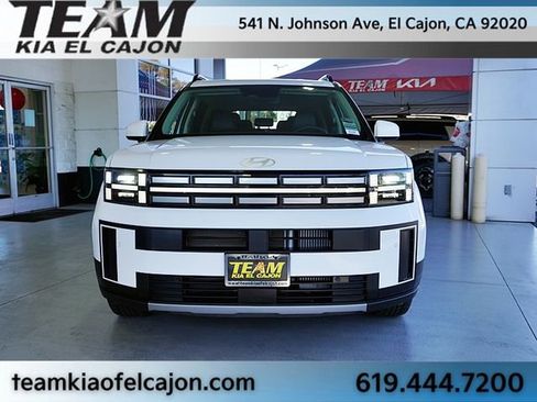 Used 2024 Hyundai Santa Fe SEL image 4