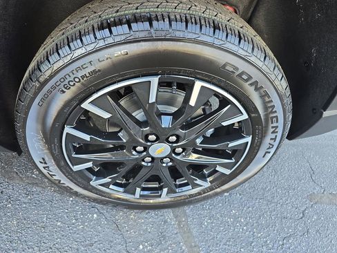 New 2026 Chevrolet Traverse LT w/ Sun and Wheel Package FWD image 35