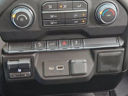 Used 2021 Chevrolet Silverado 1500 Custom Trail Boss image 14