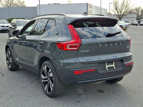 New 2026 Volvo XC40 B5 Plus w/ Climate Package image 3