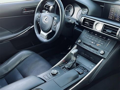 Used 2015 Lexus IS 250 AWD image 3