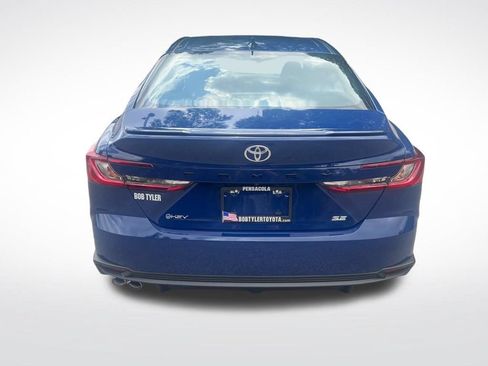 Used 2026 Toyota Camry SE FWD image 6