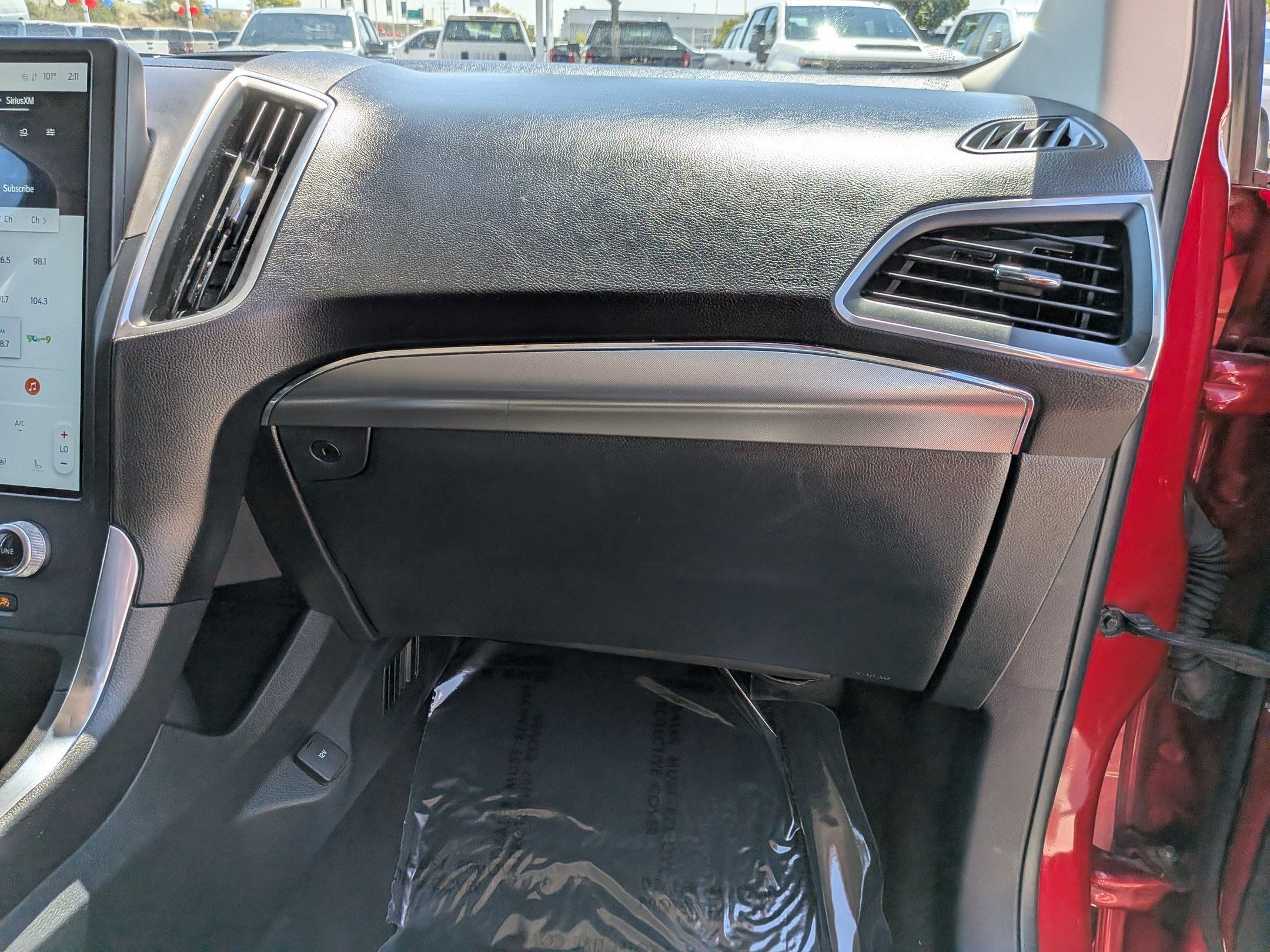 Used 2022 Ford Edge Titanium AWD/4WD image 31