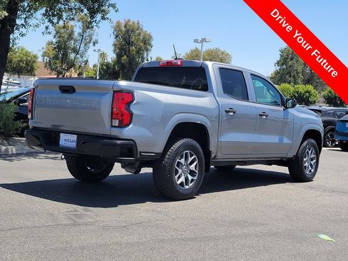 Used 2023 Chevrolet Colorado W/T RWD image 4