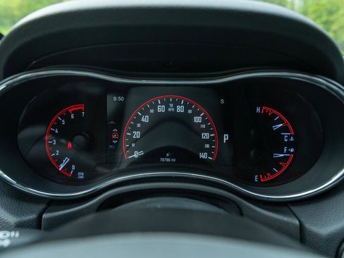 Used 2015 Dodge Durango R/T w/ Technology Group AWD/4WD image 31