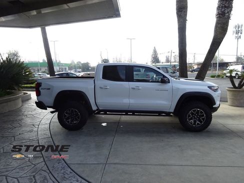 New 2026 Chevrolet Colorado ZR2 image 10