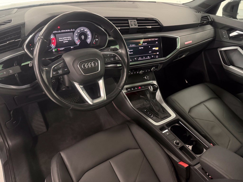 Used 2021 Audi Q3 2.0T Premium Plus w/ Premium Plus Package AWD/4WD image 11