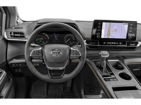 Certified 2023 Toyota Sienna XLE Woodland Edition AWD/4WD image 7