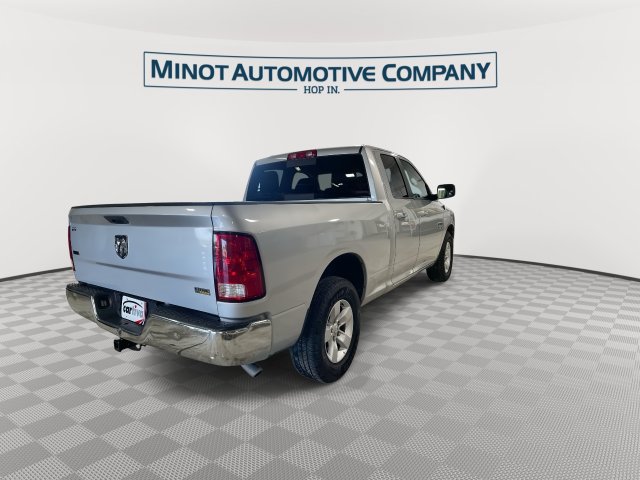Used 2017 RAM 1500 Classic SLT RWD image 9