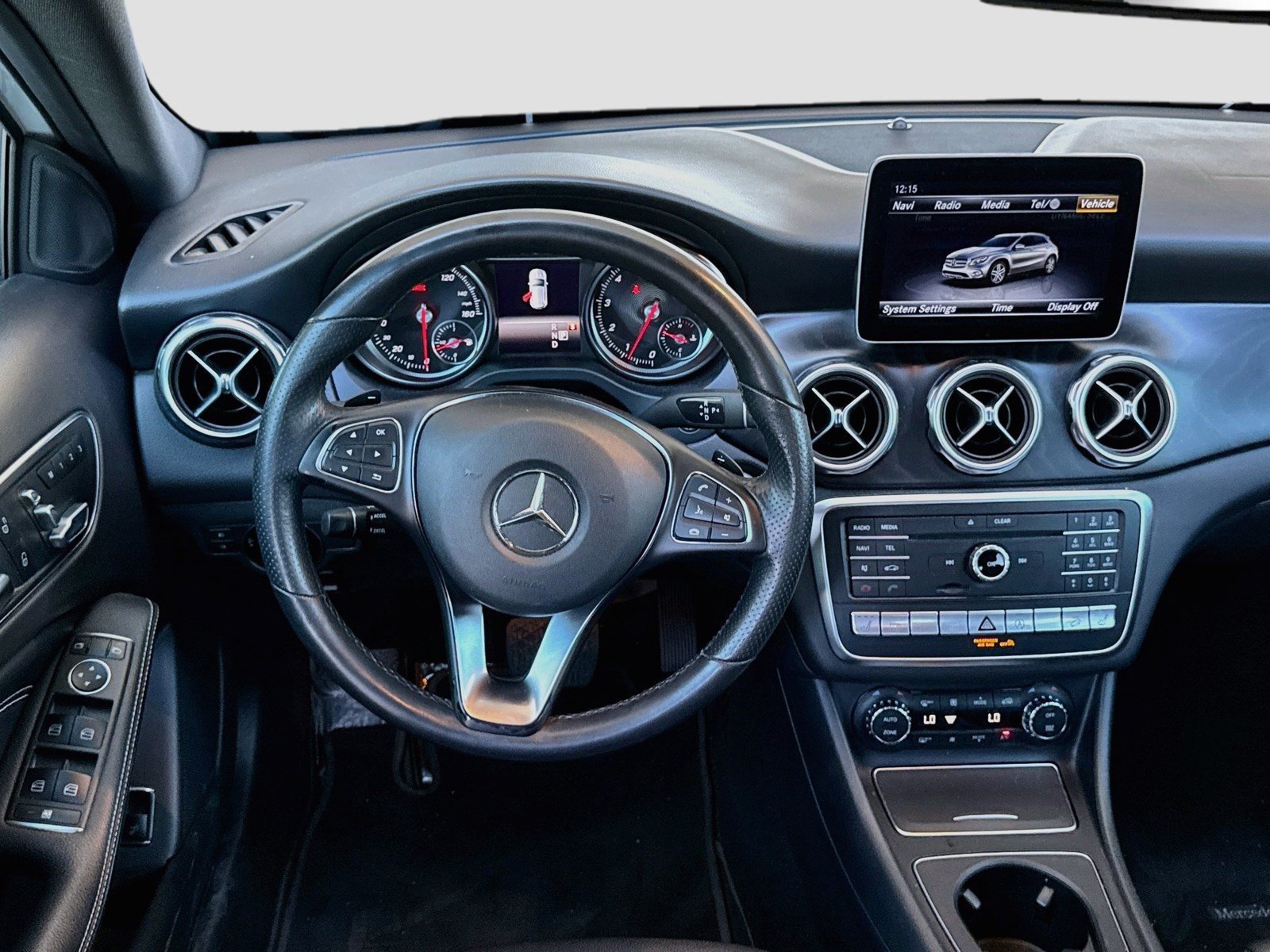 Used 2019 Mercedes-Benz GLA 250 4MATIC image 13