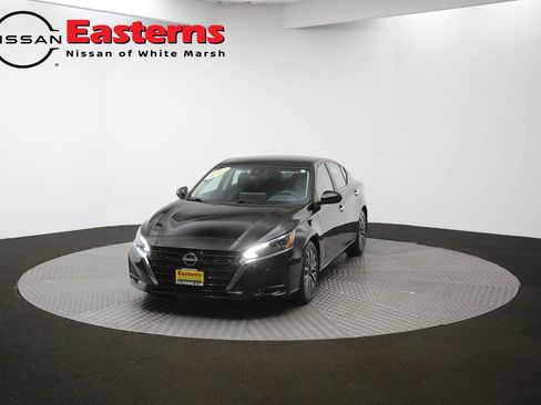 Used 2023 Nissan Altima 2.5 SV w/ SV Premium Package image 89
