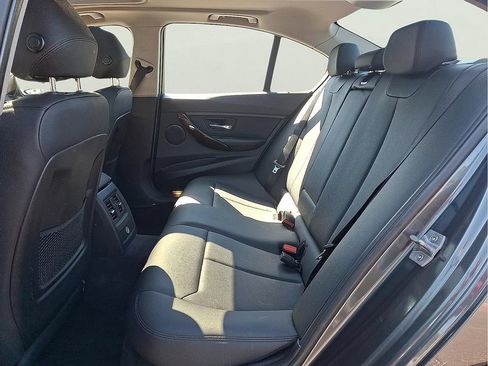 Used 2015 BMW 328i xDrive Sedan AWD/4WD image 8