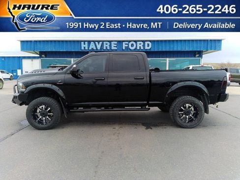 Used 2014 RAM 3500 Laramie w/ Black Appearance Group image 7