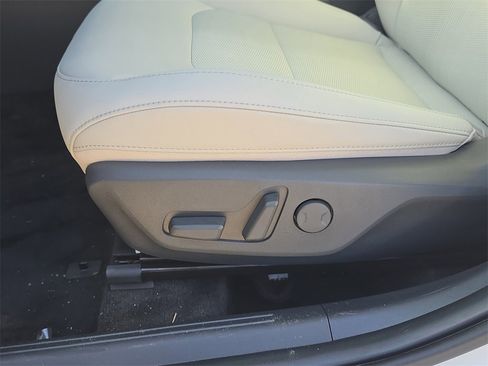 New 2026 Kia Niro EX image 21