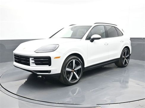 New 2026 Porsche Cayenne image 1
