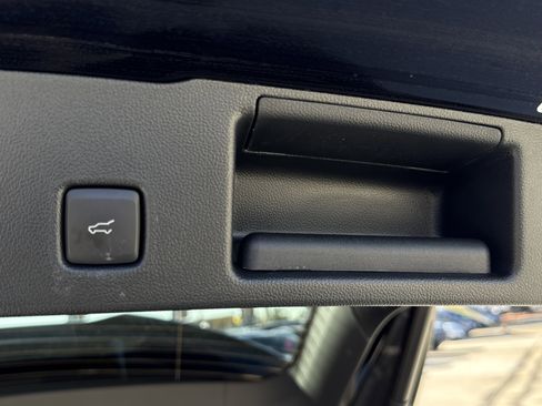 Certified 2023 Ford Escape ST-Line w/ Tech Pack #1 image 8