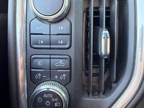 Used 2022 GMC Sierra 1500 Denali w/ Denali Premium Package image 13