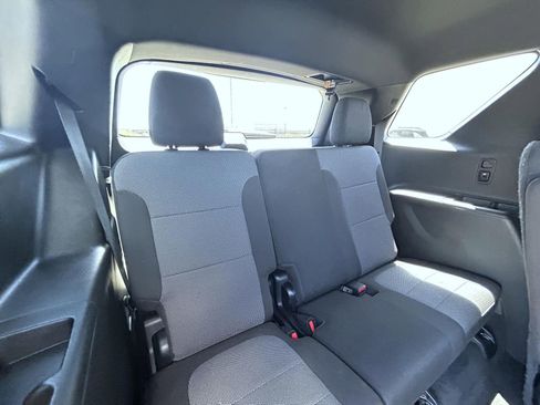 Certified 2023 Chevrolet Traverse LT AWD/4WD image 19