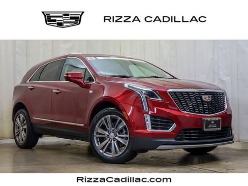 Certified 2023 Cadillac XT5 Premium Luxury AWD/4WD image 1