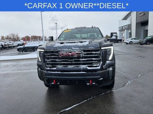 Used 2024 GMC Sierra 2500 AT4 w/ AT4 Premium Plus Package image 4