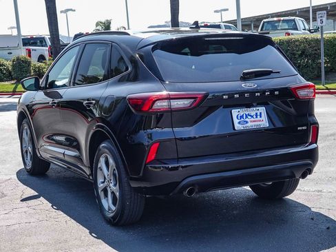 Certified 2024 Ford Escape ST-Line AWD/4WD image 6