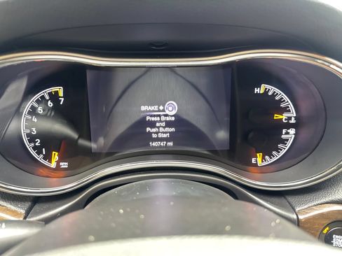Used 2017 Jeep Grand Cherokee Limited w/ Luxury Group II RWD image 59