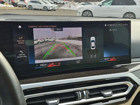 Used 2023 BMW 330i xDrive Sedan w/ Driving Assistance Package image 19