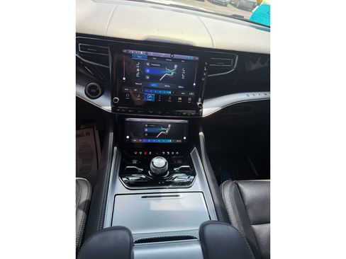 Used 2022 Jeep Grand Wagoneer Series I AWD/4WD image 14