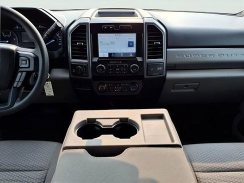 Used 2022 Ford F350 XLT image 14