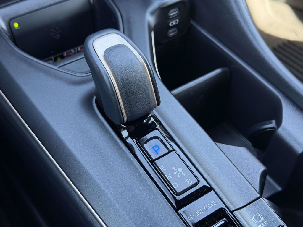 Certified 2023 Toyota Crown AWD/4WD image 8