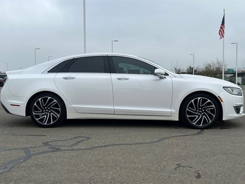 Used 2020 Lincoln MKZ Reserve image 3