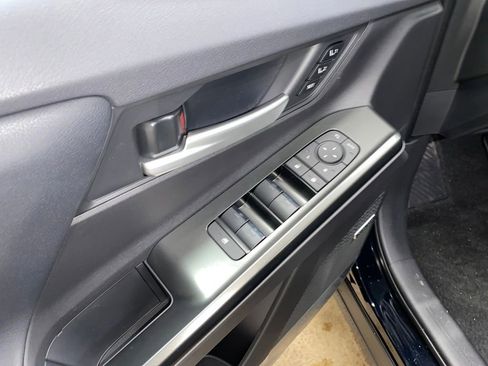 New 2026 Subaru Solterra image 9