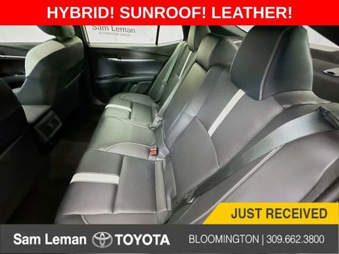 Used 2025 Toyota Camry SE image 24