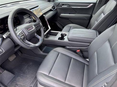 Used 2026 GMC Acadia Elevation w/ Black Edition FWD image 10