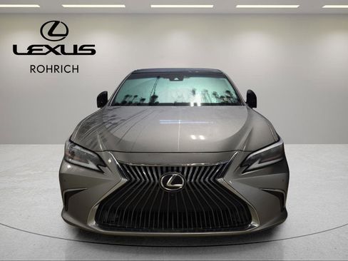 Used 2021 Lexus ES 350 Ultra Luxury image 2