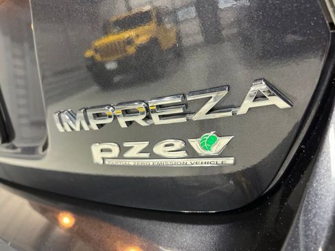 Used 2015 Subaru Impreza 2.0i AWD/4WD image 38