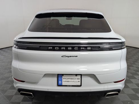 Used 2026 Porsche Cayenne Coupe image 11