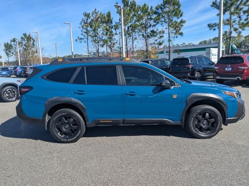 Used 2024 Subaru Outback Wilderness image 3