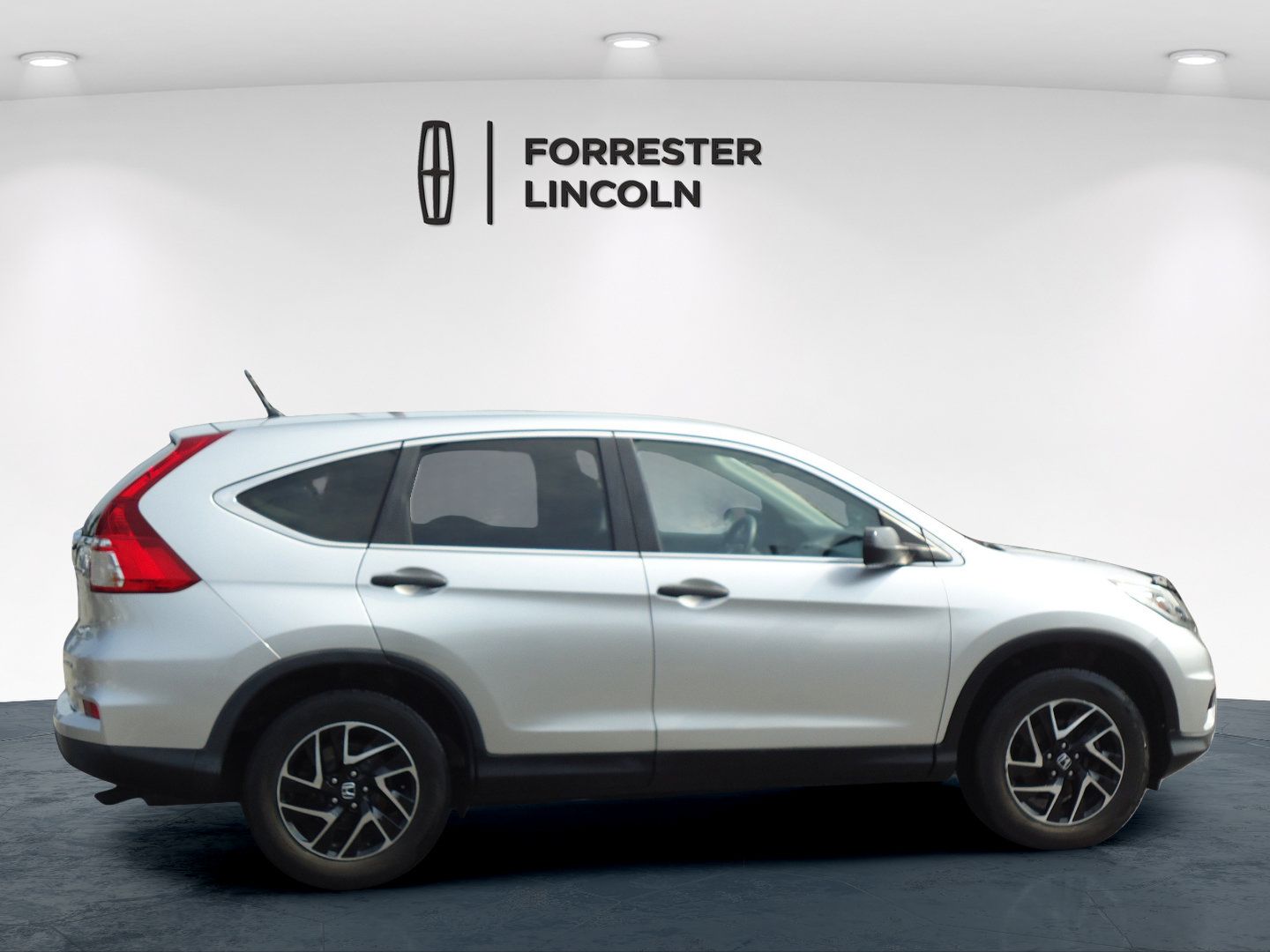 Used 2016 Honda CR-V SE image 2