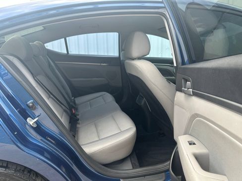 Used 2017 Hyundai Elantra SE FWD image 13