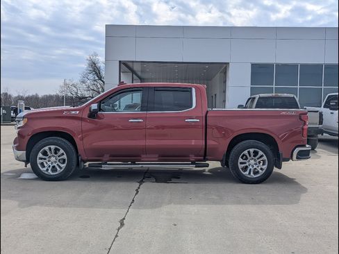 Used 2022 Chevrolet Silverado 1500 LTZ w/ LTZ Premium Package AWD/4WD image 9